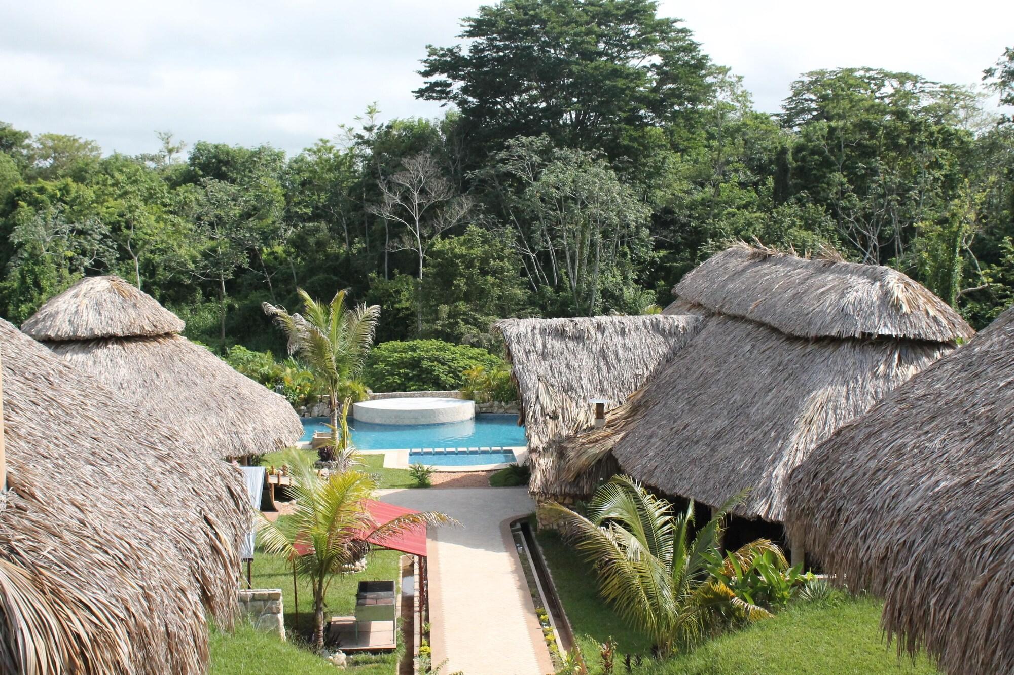 Axkan Palenque, Shows En Vivo & Gastronomia Mar Y Tierra & Travel Agency المظهر الخارجي الصورة