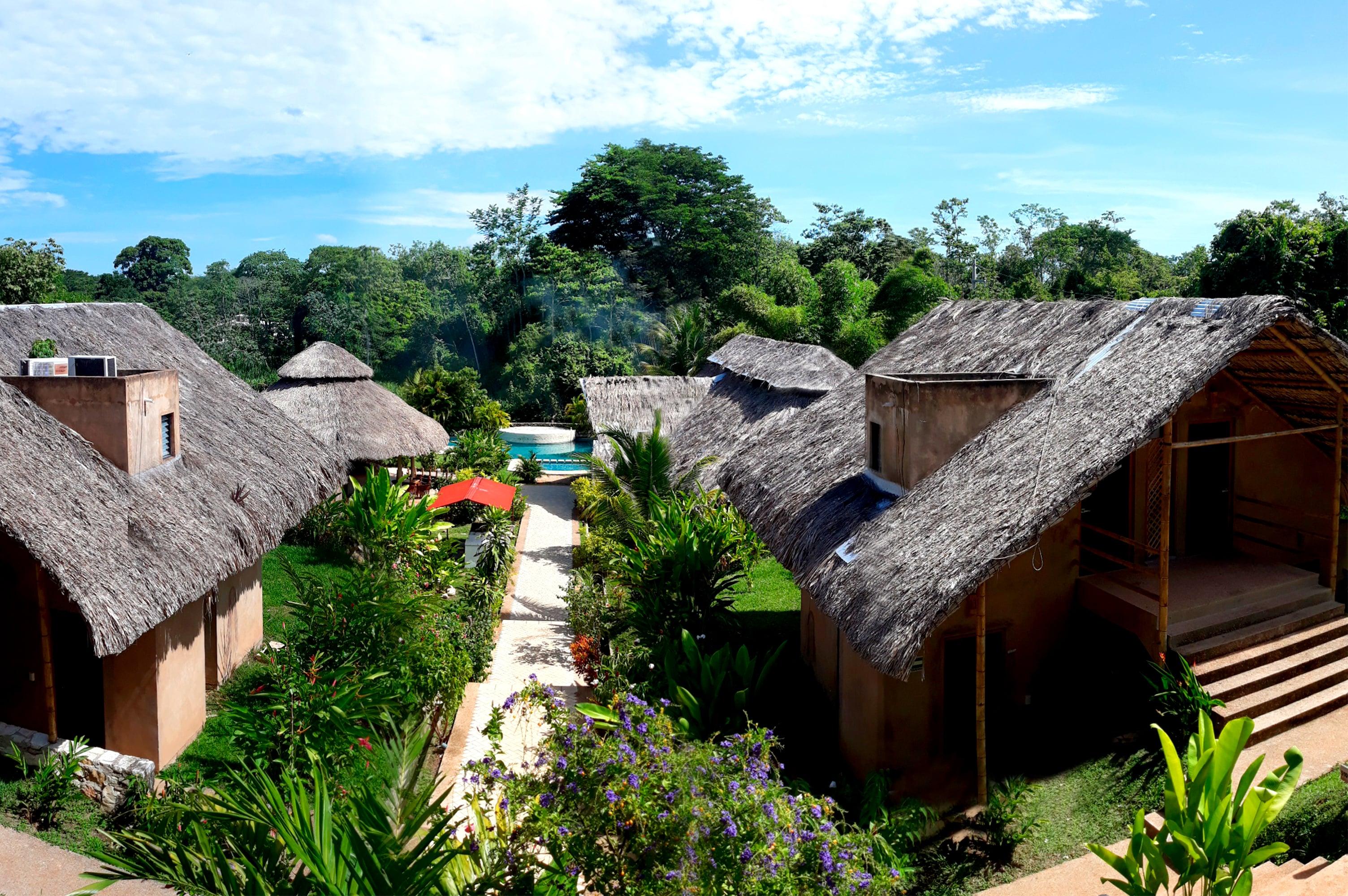 Axkan Palenque, Shows En Vivo & Gastronomia Mar Y Tierra & Travel Agency المظهر الخارجي الصورة
