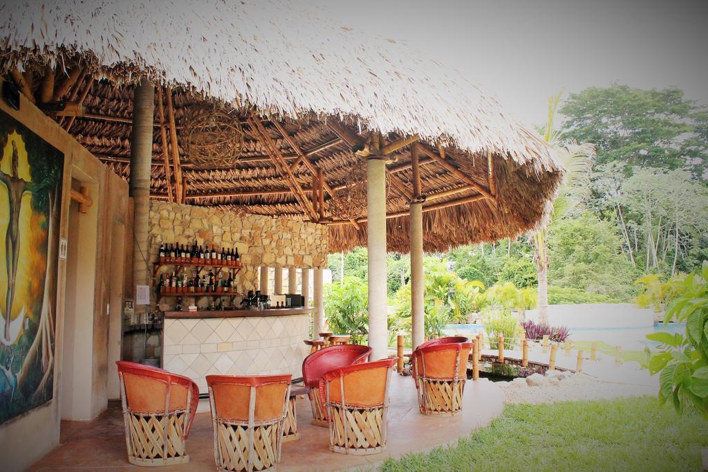 Axkan Palenque, Shows En Vivo & Gastronomia Mar Y Tierra & Travel Agency المظهر الخارجي الصورة
